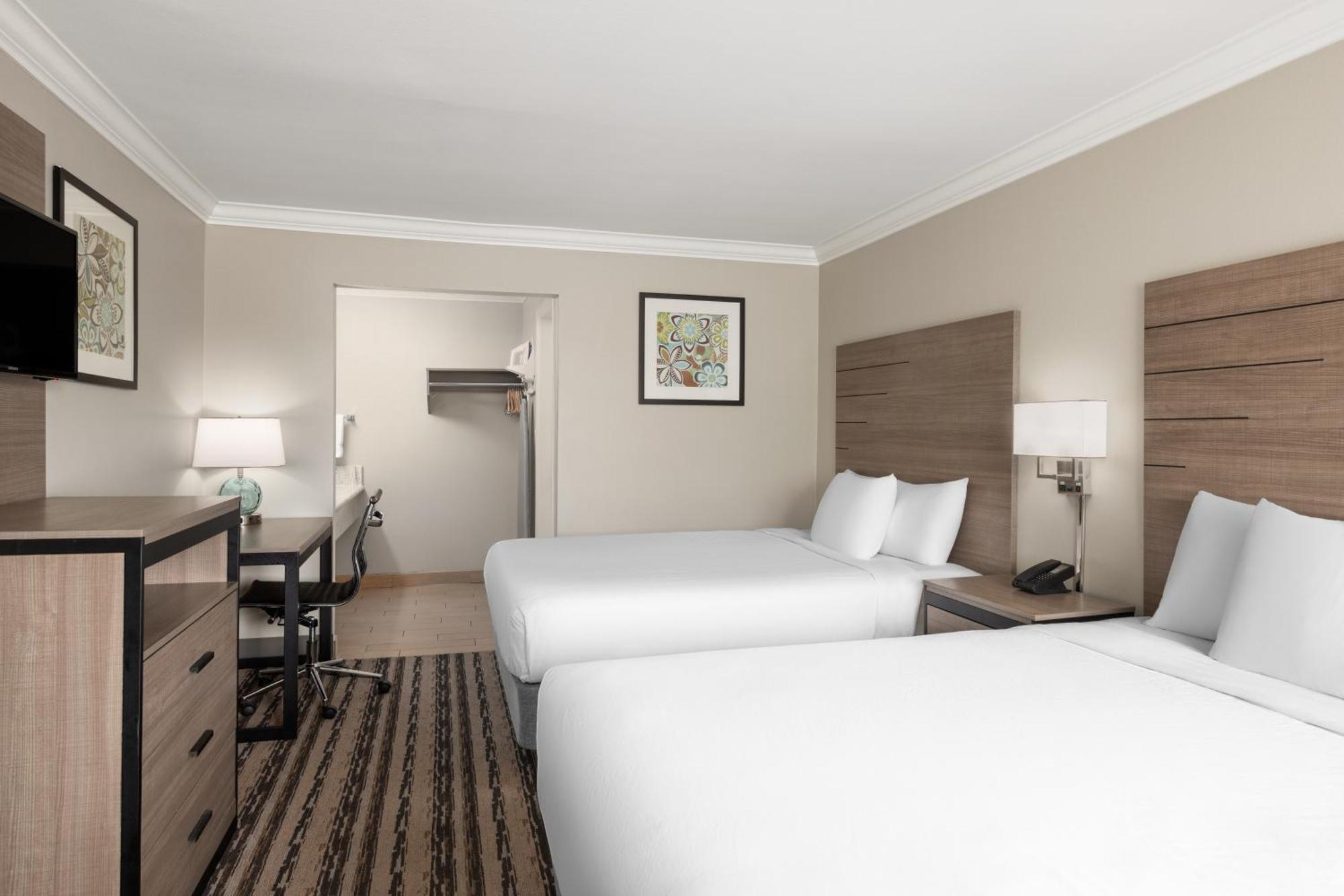 รามาดา บาย วินด์แฮม แอนาไฮม์ เมนเกต นอร์ท Hotel ภายนอก รูปภาพ